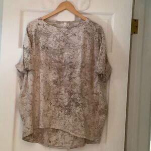 Elegant Gray Women's Top